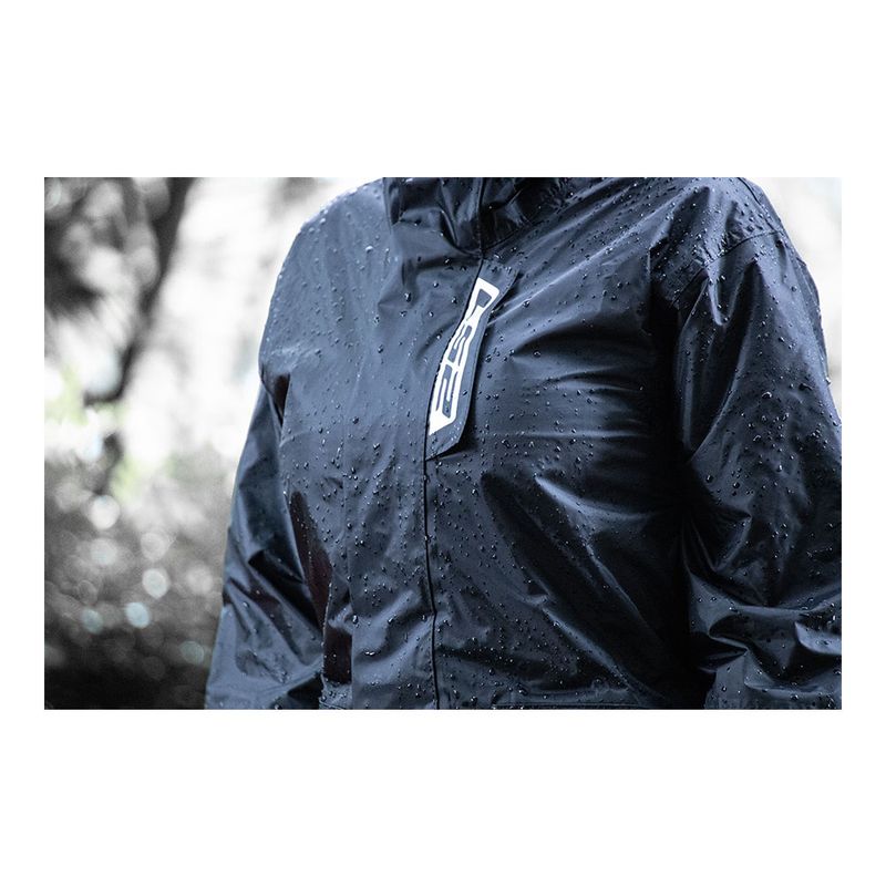 CAPA-DE-CHUVA-LS2-FEMININA-NAC-FLUXUS-EVO-PRETO-L-1