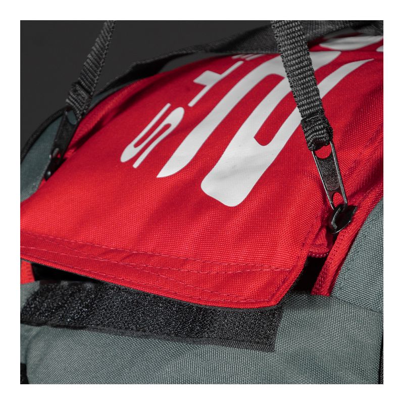 DETALHE-grey-red2-grey-red