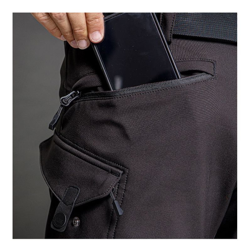 DOUGLAS-BLK-DETALHE-_0000s_0001_2.jpg